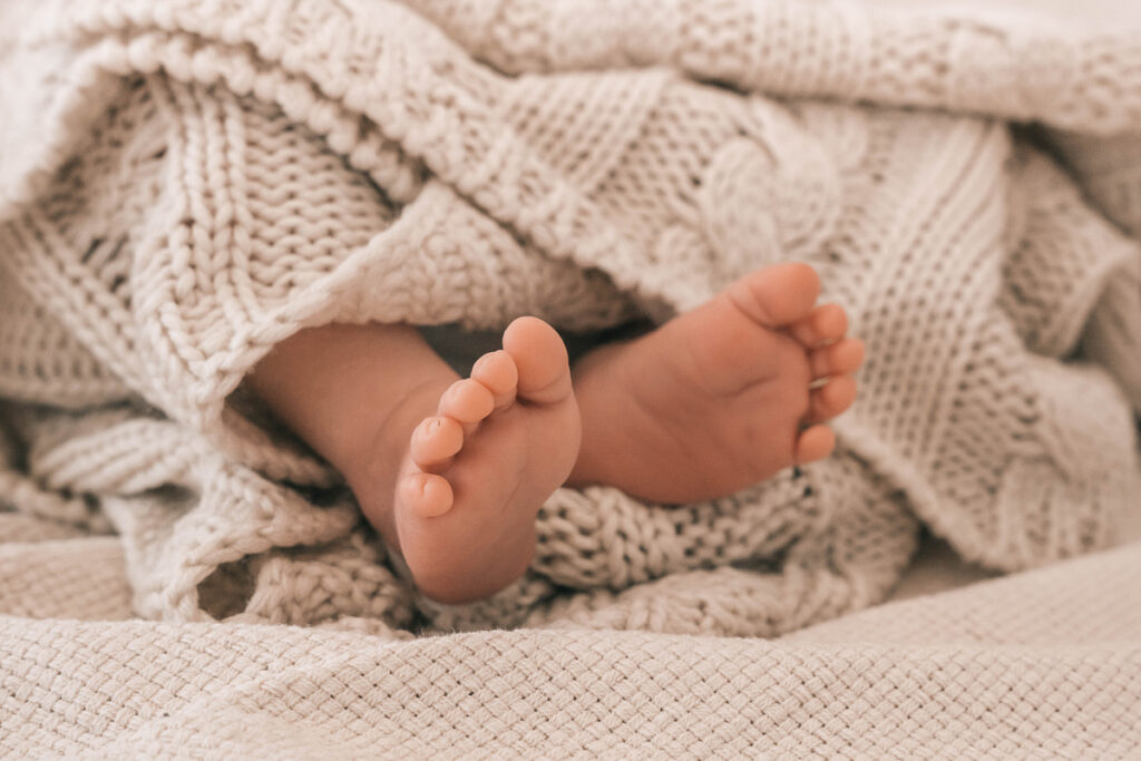 Kleine Detailaufnahmen von Babyfüßen müssen unbedingt festgehalten werden